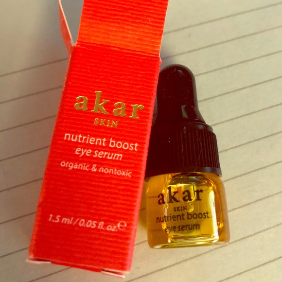 akar nutrient boost eye serum